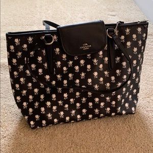 Coach flowers shoulder bag. EUC